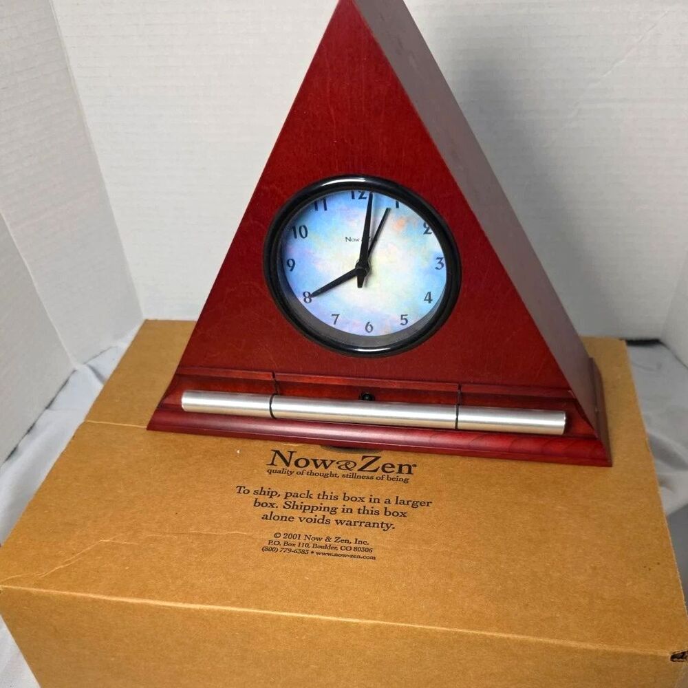 1998 Vintage Pyramid Analog Unique Alarm Clock - works great!